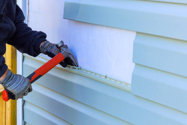 Reliable Emergency Siding Repair contractor in Amityville, NY by Creative Siding